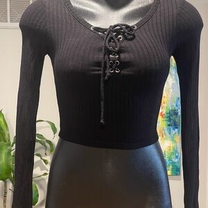 Sun & Shadow Black Lace-Up Ribbed Crop Top, Size Medium